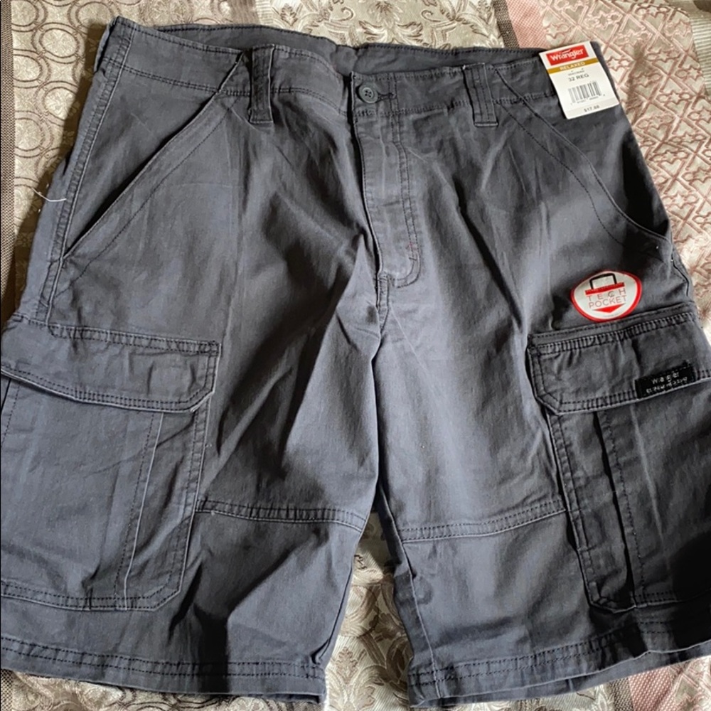 Men’s Wrangler relaxed short